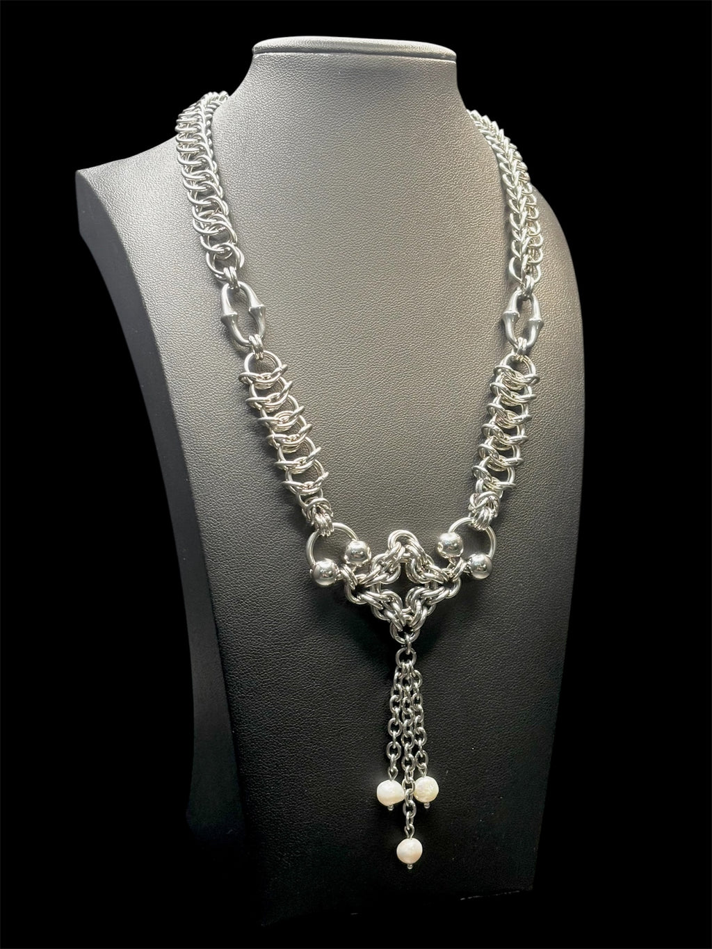Hecate Chain