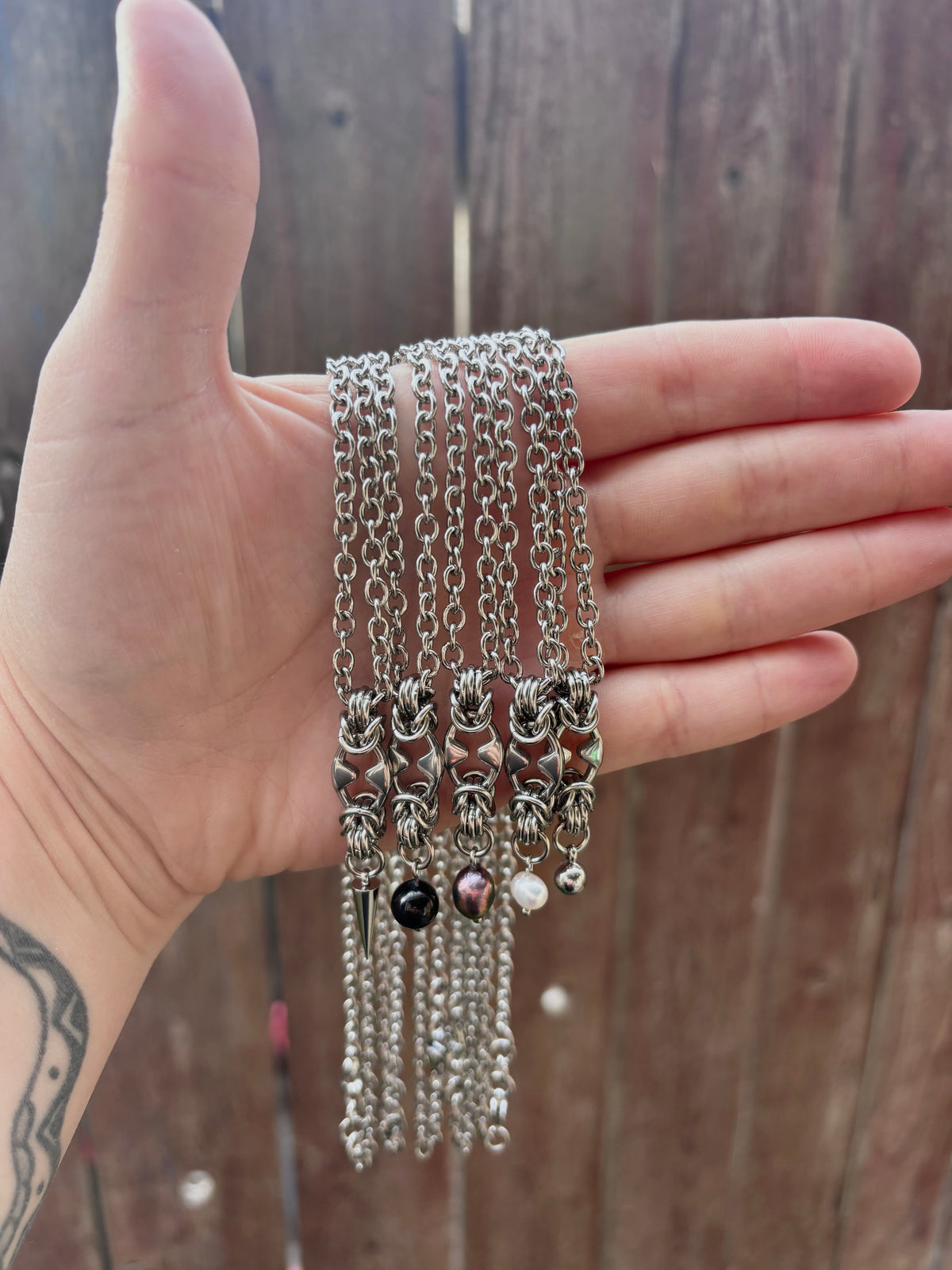 Charm Chain(s)