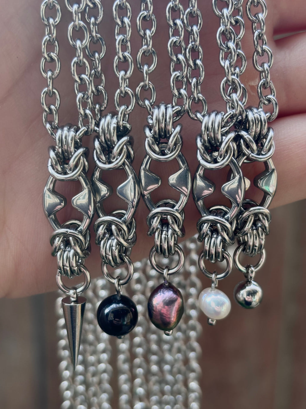 Charm Chain(s)