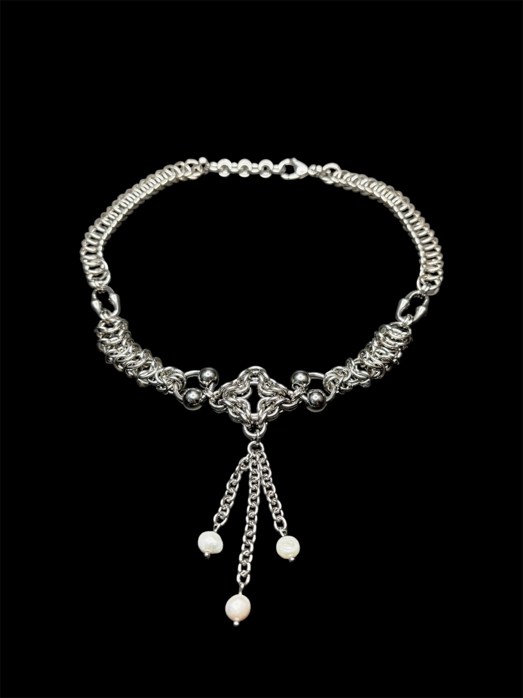 Hecate Chain