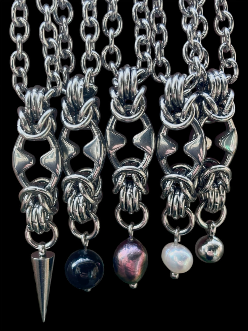 Charm Chain(s)
