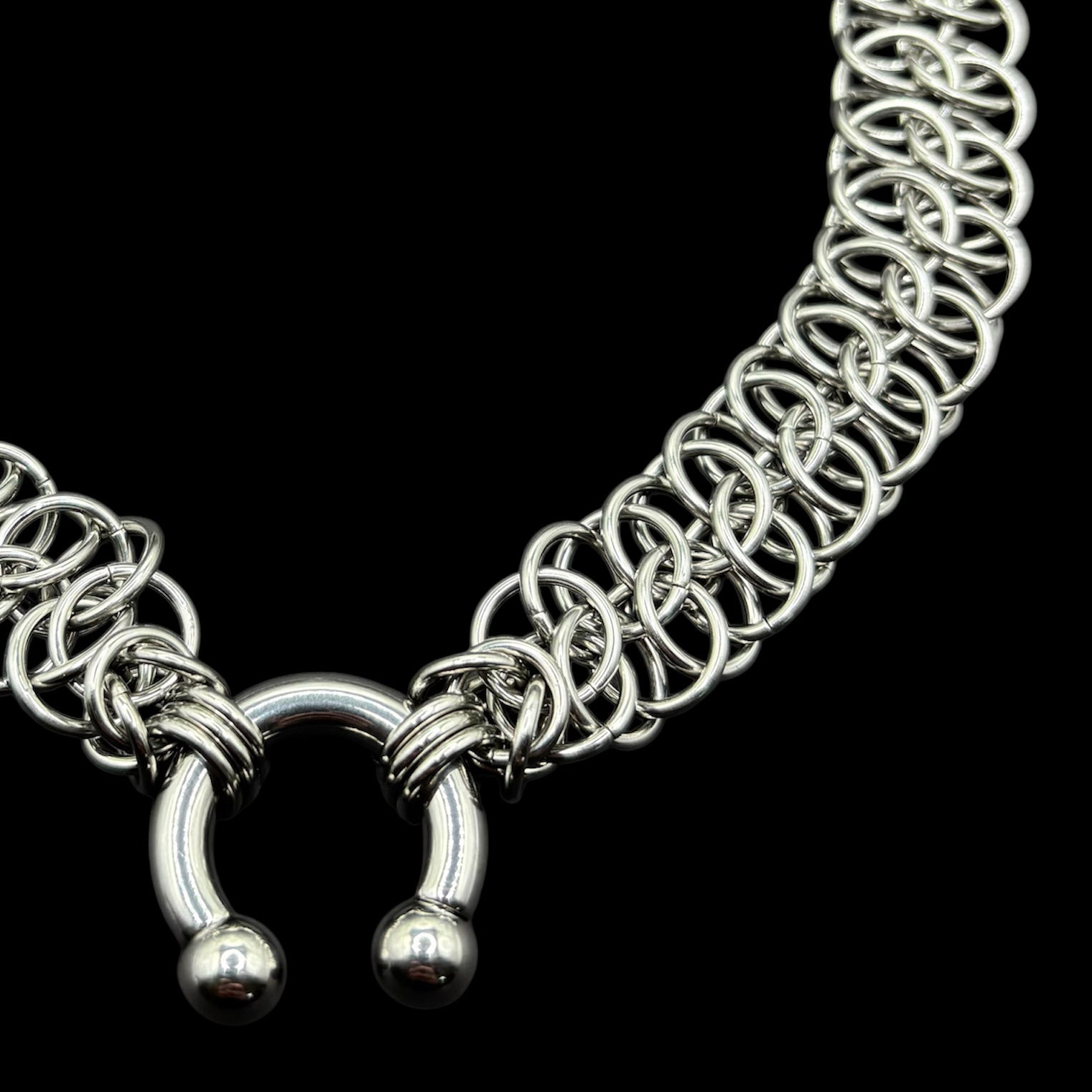 Venom Choker